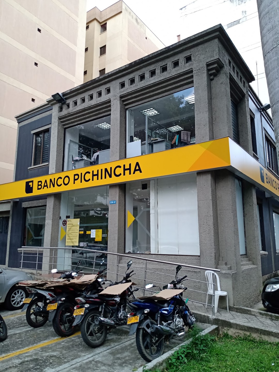 Banco Pichincha - Cali Av sexta