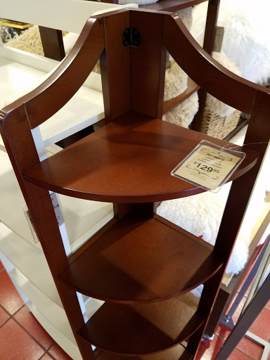 Home Goods Store «Pier 1 Imports», reviews and photos, 11211 SE 82nd Ave, Happy Valley, OR 97086, USA