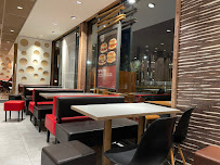 Atmosphère du Restauration rapide McDonald's à Saint-Ouen-l'Aumône - n°12
