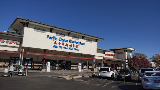 Asian Grocery Store «Pacific Ocean Marketplace - Denver / Aurora», reviews and photos, 12303 E Mississippi Ave, Aurora, CO 80012, USA