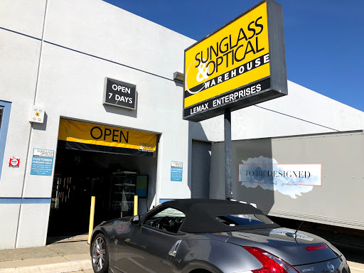 Sunglasses Store «Sunglass & Optical Warehouse», reviews and photos, 3450 Kurtz St, San Diego, CA 92110, USA