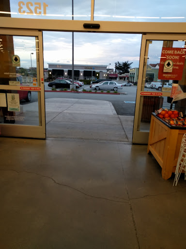 Grocery Store «Grocery Outlet Bargain Market», reviews and photos, 1523 Fremont Blvd, Seaside, CA 93955, USA