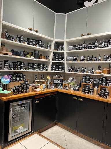 Cosmetics Store «LUSH», reviews and photos, 6121 West Pkwy, Plano, TX 75093, USA