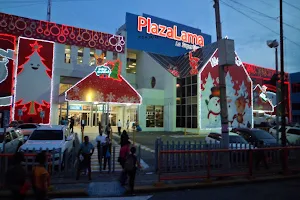 Plaza Lama image