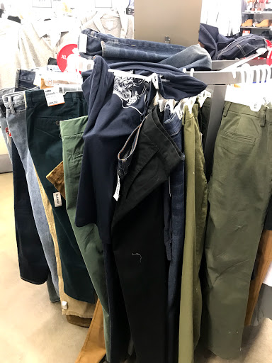 Clothing Store «Old Navy», reviews and photos, 1 Worcester Rd, Framingham, MA 01701, USA