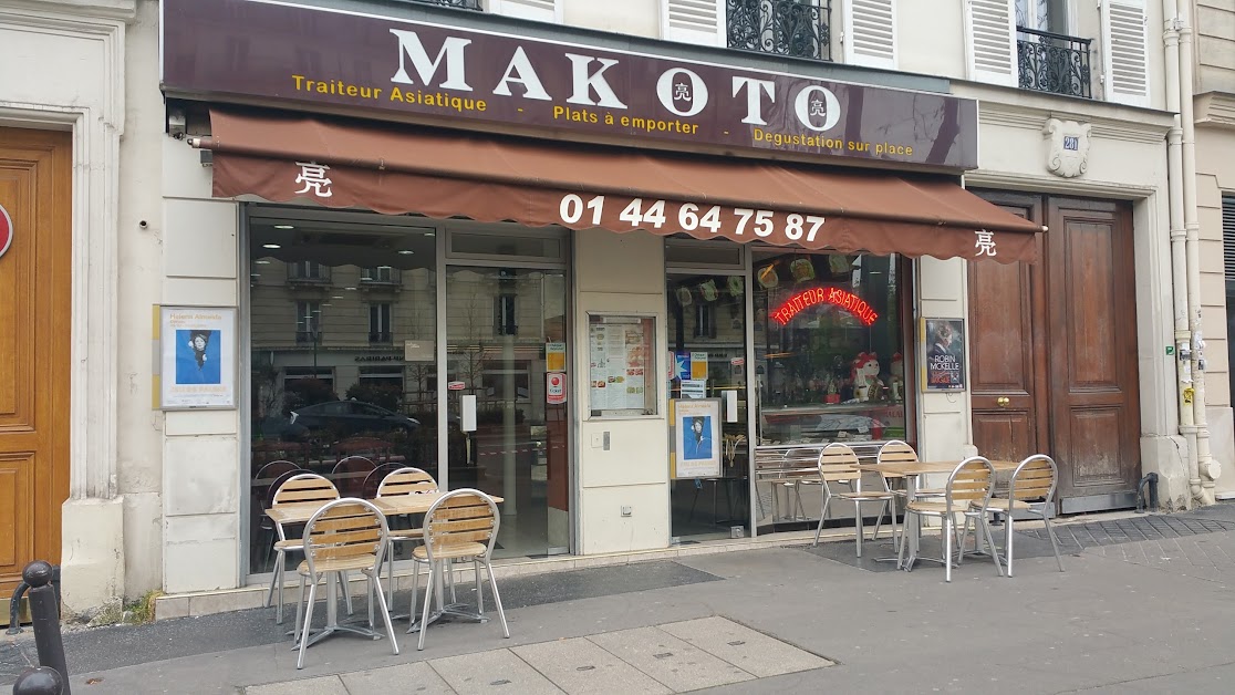 Makoto à Paris