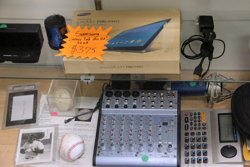 Pawn Shop «Pawn Shop Outlet - Somerdale Cash For Gold», reviews and photos, 20 S White Horse Pike, Somerdale, NJ 08083, USA