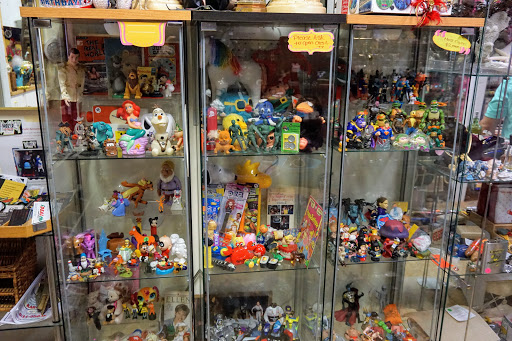 Thrift Store «All you need is thrift», reviews and photos, 148 W Hoffman Ave, Lindenhurst, NY 11757, USA