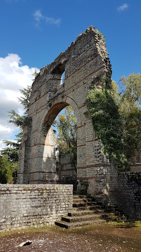 attractions Arc de Diane Cahors