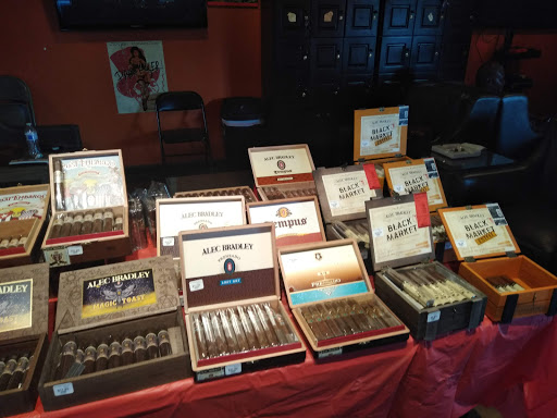 Tobacco Shop «Paradise Island Smoke Shop», reviews and photos, 3316 Snapfinger Rd, Lithonia, GA 30038, USA