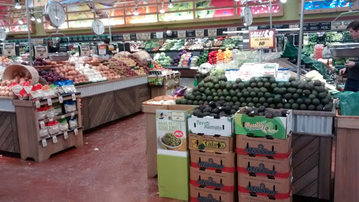 Grocery Store «Fresh Thyme Farmers Markets», reviews and photos, 4317 Feedwire Rd, Sugarcreek Township, OH 45440, USA