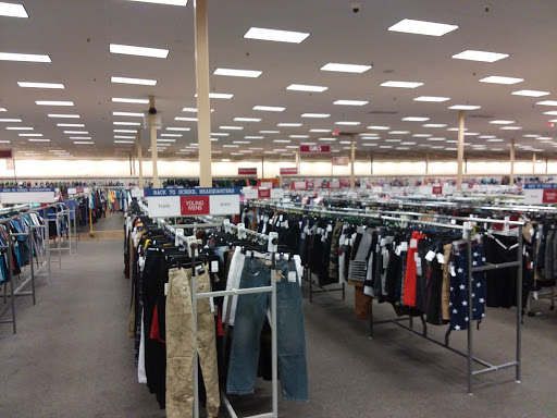 Clothing Store «Burlington Coat Factory», reviews and photos, 4293 Winston Ave #2, Covington, KY 41015, USA