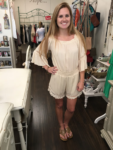 Gift Shop «Arabella’s Gift Boutique», reviews and photos, 2510 McMullen Booth Rd D, Clearwater, FL 33761, USA