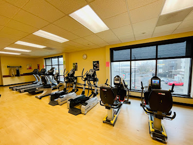 HWY Physical Therapy @ Center 50+ Salem Oregon