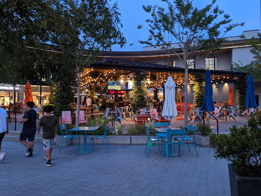 Shopping Mall «Channelside Bay Plaza», reviews and photos, 615 Channelside Dr #117, Tampa, FL 33602, USA