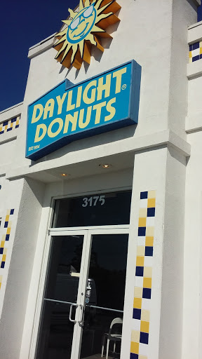 Donut Shop «Daylight Donuts», reviews and photos, 3175 Inner Perimeter Rd, Valdosta, GA 31602, USA