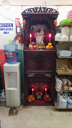 Asian Grocery Store «Richmond New May Wah Supermarket», reviews and photos, 707 Clement St, San Francisco, CA 94118, USA