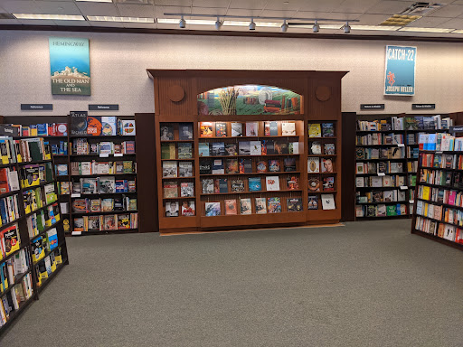 Book Store «Barnes & Noble», reviews and photos, 2191 N Rainbow Blvd, Las Vegas, NV 89108, USA