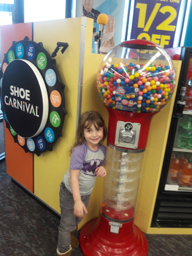 Shopping Mall «Marketplace Shopping Center», reviews and photos, 26 Plaza Dr, Fairview Heights, IL 62208, USA