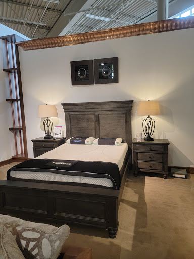 Furniture Store «Rooms To Go & Rooms To Go Kids Furniture Store - Montgomery», reviews and photos, 6810 Eastchase Pkwy Suite A, Montgomery, AL 36117, USA