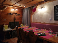 Atmosphère du Restaurant français La Casserole à Val-d'Isère - n°7