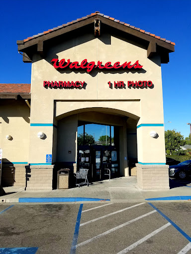 Walgreens, 20011 Bollinger Rd, Cupertino, CA 95014, USA, 