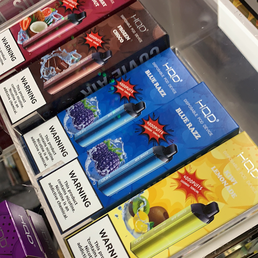 Tobacco Shop «Smokin Spades Premier Smoke and Vapor Shop», reviews and photos, 11180 W Flagler St #7, Miami, FL 33174, USA