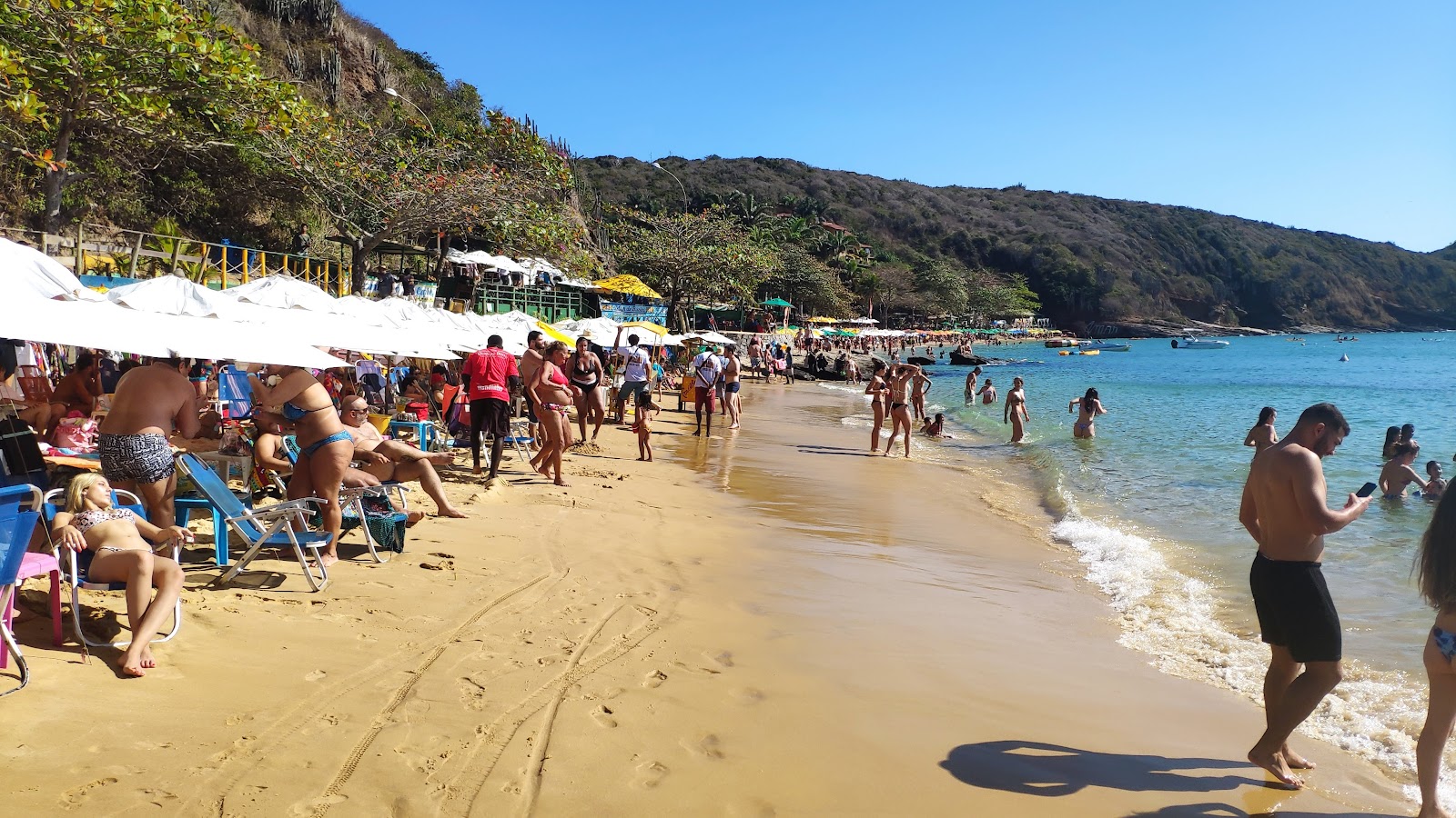 Foto von Joao Fernandes Strand - beliebter Ort unter Entspannungskennern
