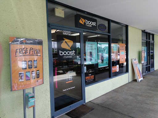 Cell Phone Store «Boost Mobile Store by Yakety Yak Wireless», reviews and photos, 9904 Old Baymeadows Rd, Jacksonville, FL 32256, USA