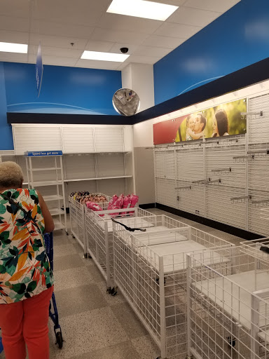 Clothing Store «Ross Dress for Less», reviews and photos, 1101 5th Ave, Hammond, IN 46320, USA