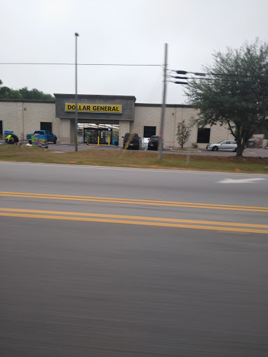 Home Goods Store «Dollar General», reviews and photos, 4218 Gall Blvd, Zephyrhills, FL 33542, USA