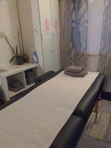 Reviews of Bristol Sports Massage in Bristol - Massage therapist