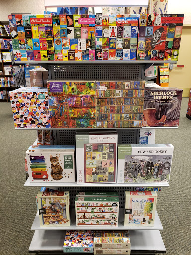 Book Store «Barnes & Noble», reviews and photos, 624 S Green River Rd, Evansville, IN 47715, USA