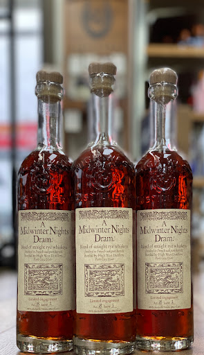 Liquor Store «Holiday Wine & Spirits», reviews and photos, 5039 Buford Hwy NE, Chamblee, GA 30341, USA