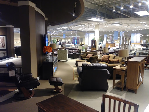 Furniture Store «Becker Furniture World - Northtown», reviews and photos, 304 Northtown Dr NE, Blaine, MN 55434, USA