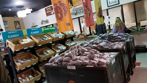 Candy Store «Wilbur Chocolate Retail Store», reviews and photos, 45 N Broad St, Lititz, PA 17543, USA