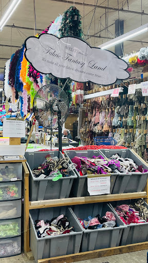 Fabric Store «Textile Discount Outlet», reviews and photos, 2121 W 21st St, Chicago, IL 60608, USA