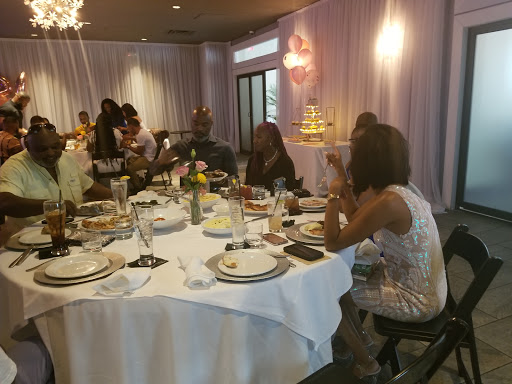 Shopping Mall «Colony Square», reviews and photos, 1197 Peachtree St NE, Atlanta, GA 30361, USA