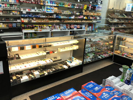 Tobacco Shop «Smoke Times», reviews and photos, 1850 W Division St, Chicago, IL 60622, USA