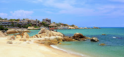 Rock Water Bay Beach'in fotoğrafı çok temiz temizlik seviyesi ile