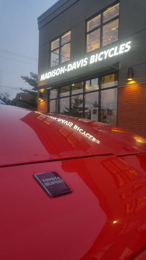 Bicycle Store «Madison & Davis Bicycle Shop», reviews and photos, 912 S 8th St, Quincy, IL 62301, USA