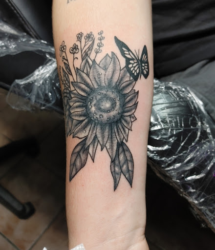 Explore mom name tattoo ideas, creative tattoo ideas in Bethlehem, available at Southside Ink