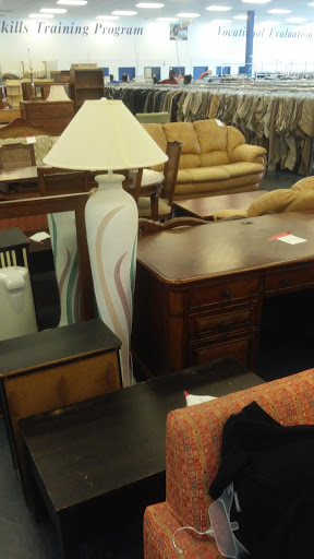 Thrift Store «Goodwill West Palm Beach/Gulfstream Super Store & Donation Center», reviews and photos