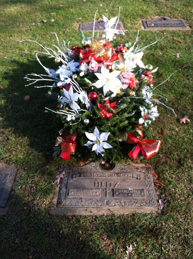 Florist «Mercer Florist & Greenhouse», reviews and photos, 2001 Wellwood Ave, Farmingdale, NY 11735, USA