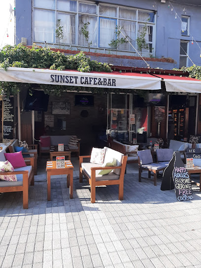 Sunset Cafe & Bar