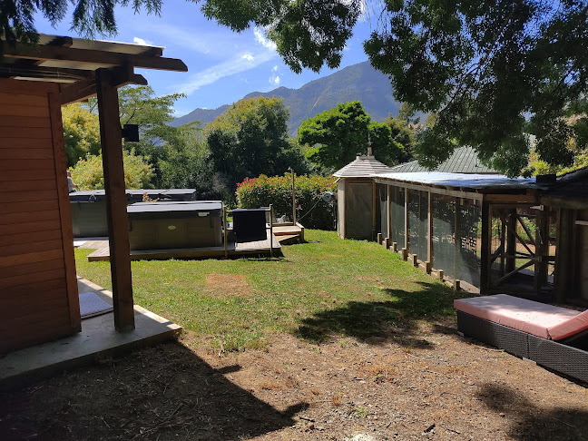 Golden Caves - Bed and Breakfast - Hotel