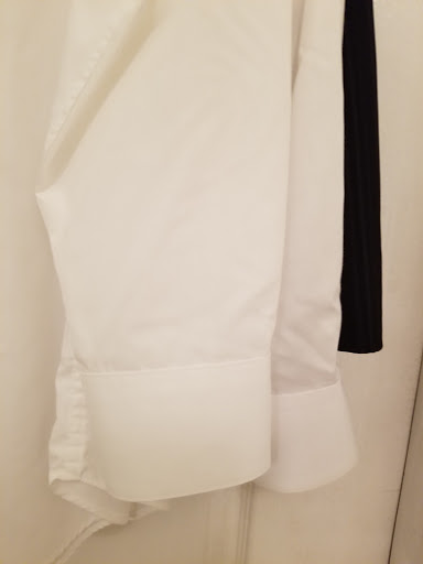 Dry Cleaner «One Low Price Dry Cleaners», reviews and photos, 13440 Biscayne Blvd, North Miami, FL 33181, USA