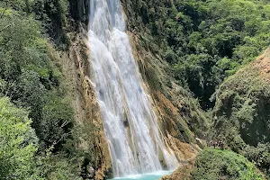 Centro ecoturístico cascada velo de novia image