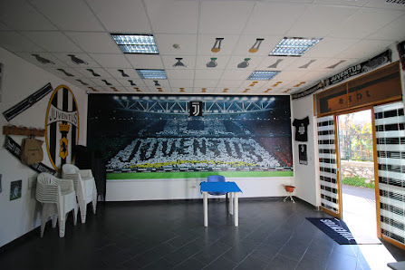 Juventus Club Penisola Sorrentina Via Tommaso Astarita, 50, 80062 Meta NA, Italia