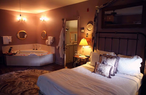 Bed & Breakfast «Inn at Laurita Winery», reviews and photos, 19 Archertown Rd, New Egypt, NJ 08533, USA